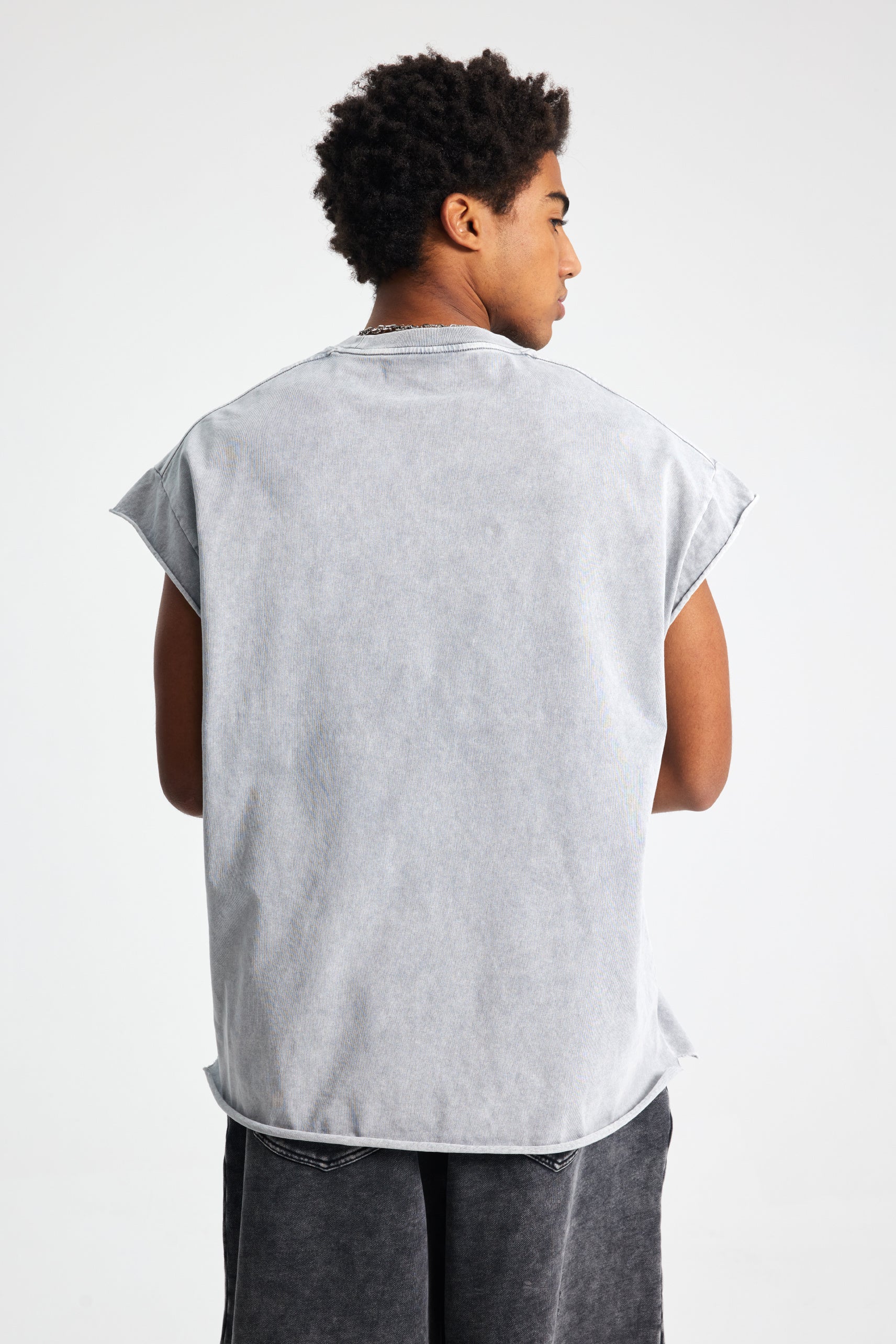 Oversized Raw-Edge Sleeveless T-Shirt