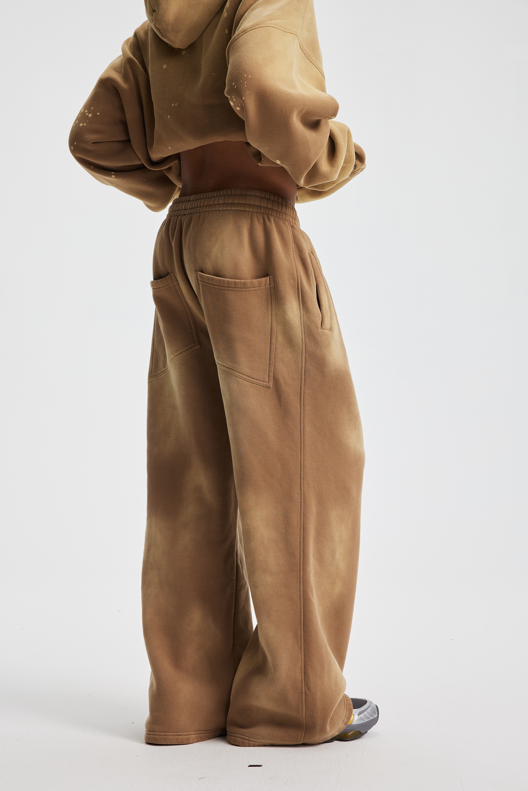 Wide Leg Jogger
