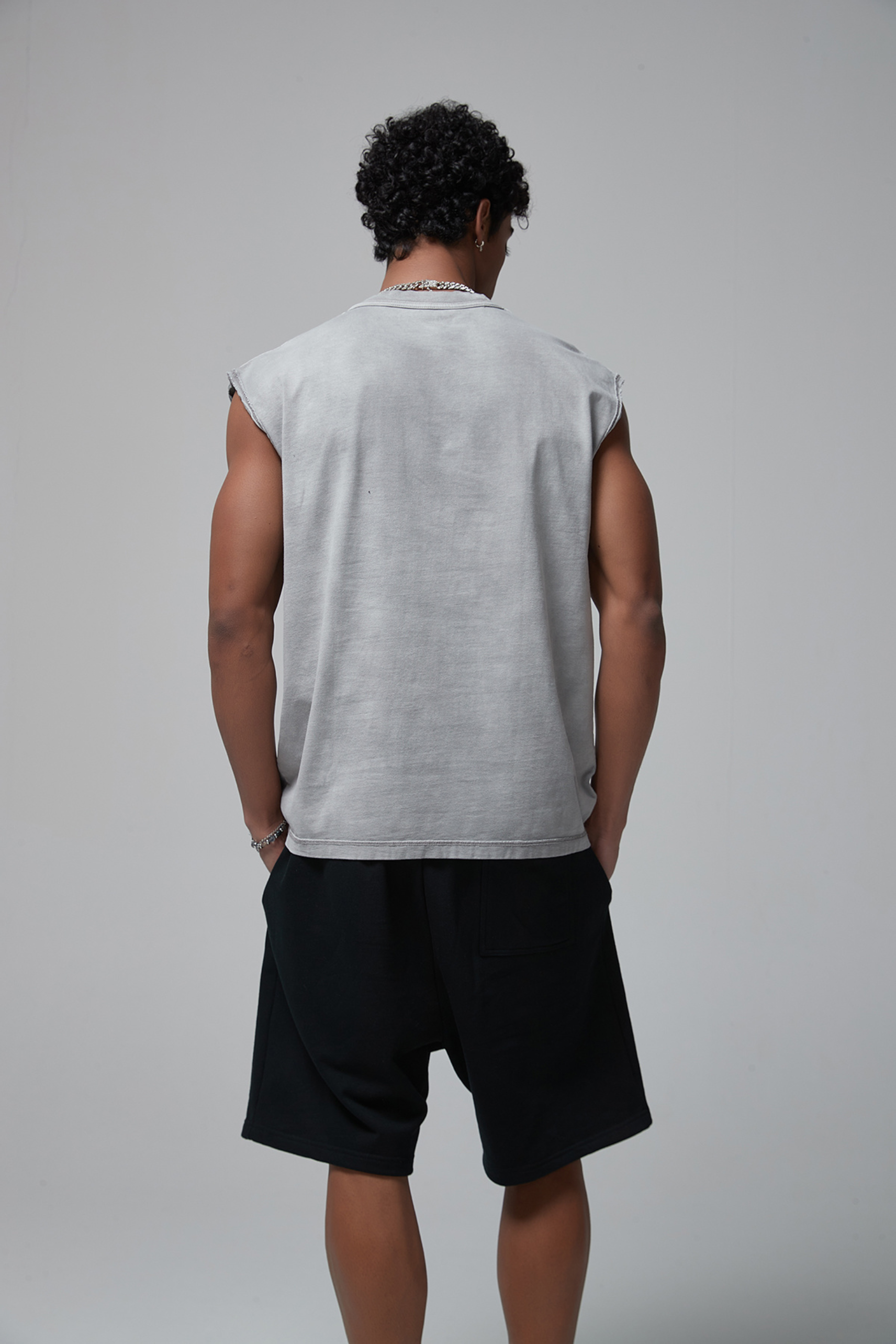 Stone Washed Raw-Edge Sleeveless T-Shirt