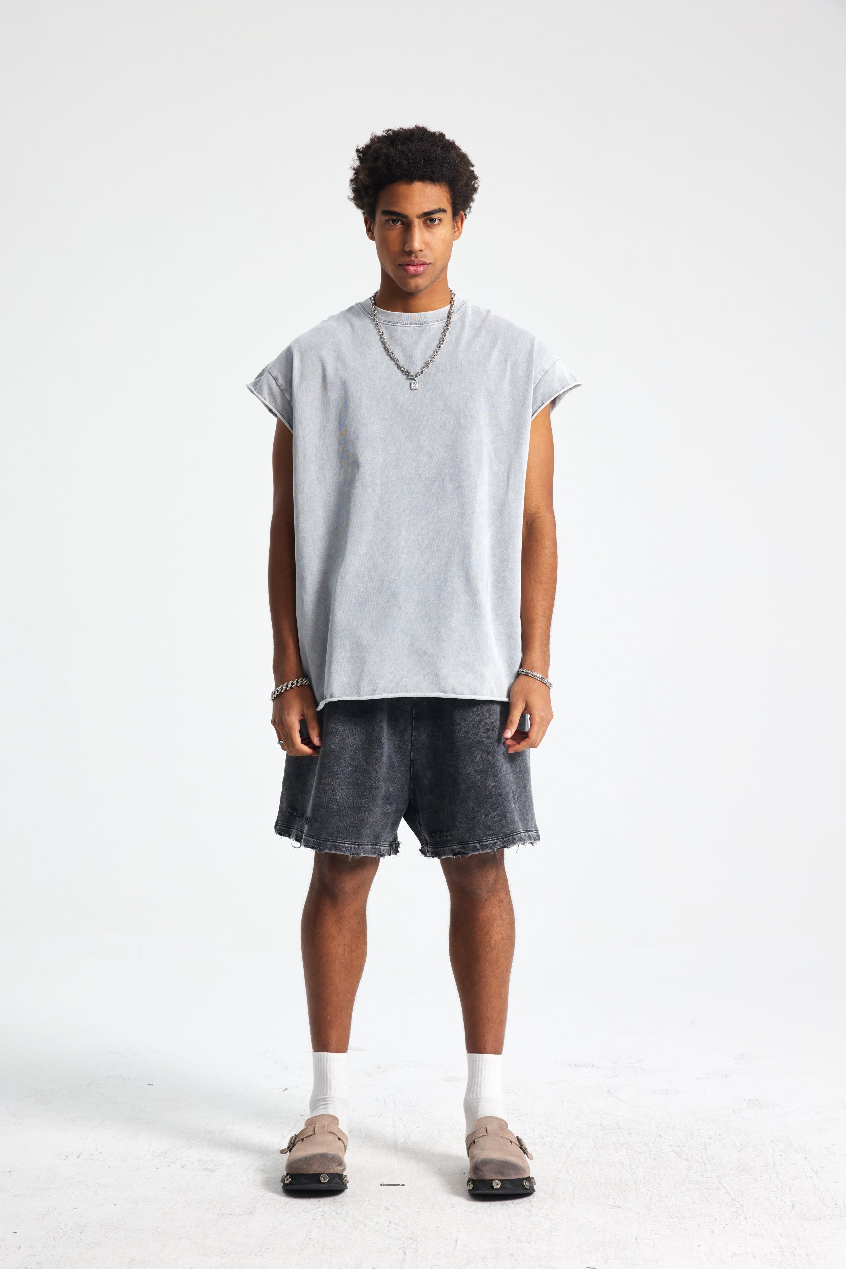 Oversized Raw-Edge Sleeveless T-Shirt